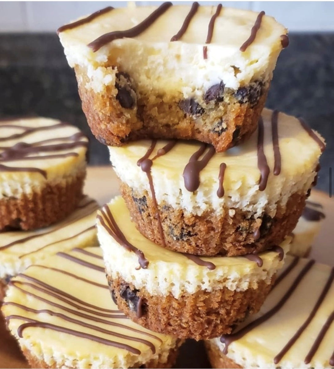 KETO CHOCOLATE CHIP COOKIE AMARETTO CHEESECAKES – Keto Candy Girl