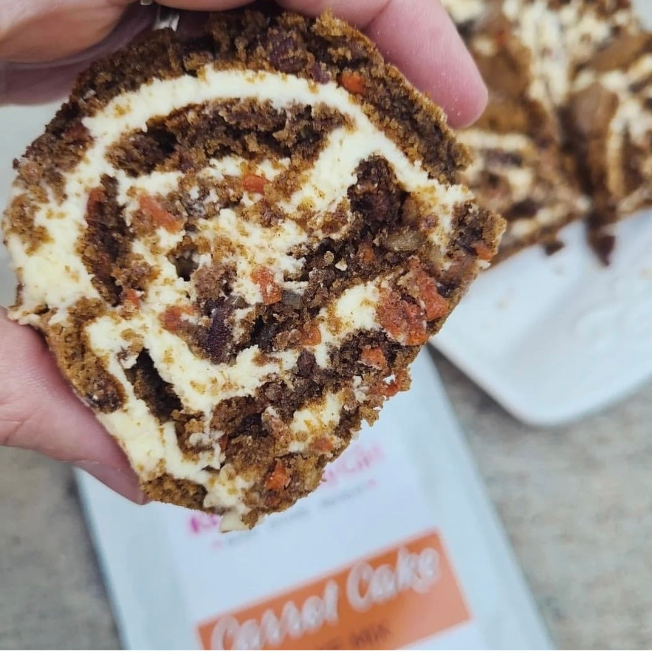 Keto carrot cake Swiss roll - Keto Candy Girl
