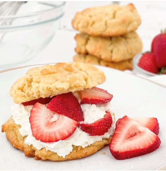 KETO STRAWBERRY SHORTCAKE